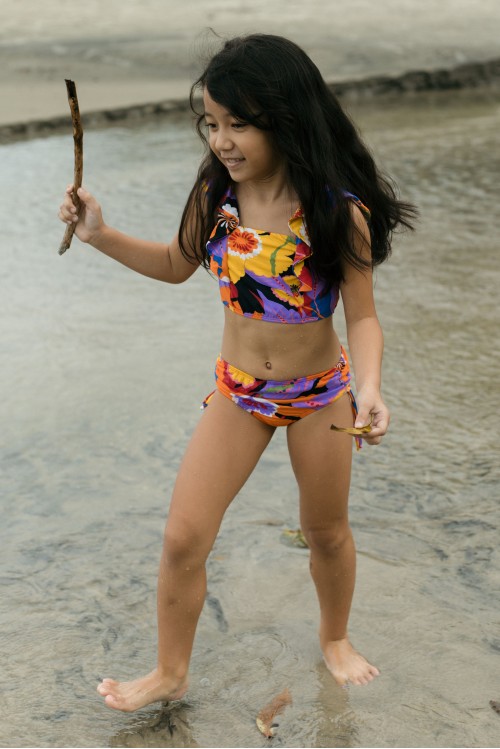 Biquíni Infantil Manu Hibiscos de Verão